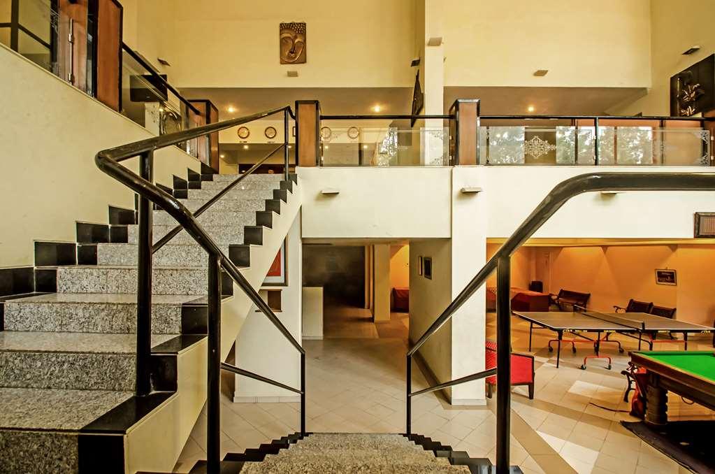 Quality Inn Regency, Nashik Interiør billede
