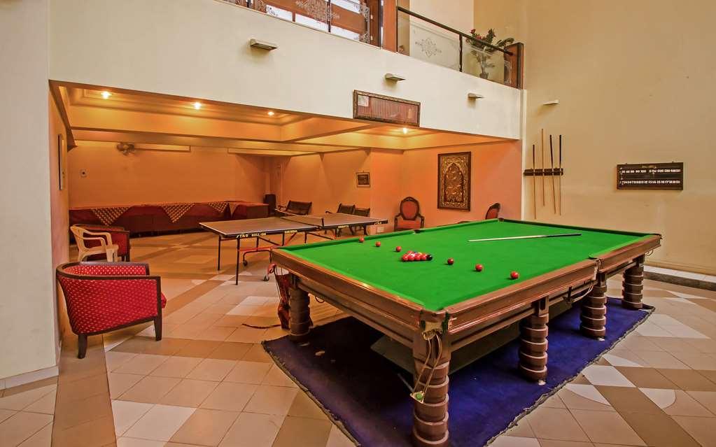 Quality Inn Regency, Nashik Interiør billede