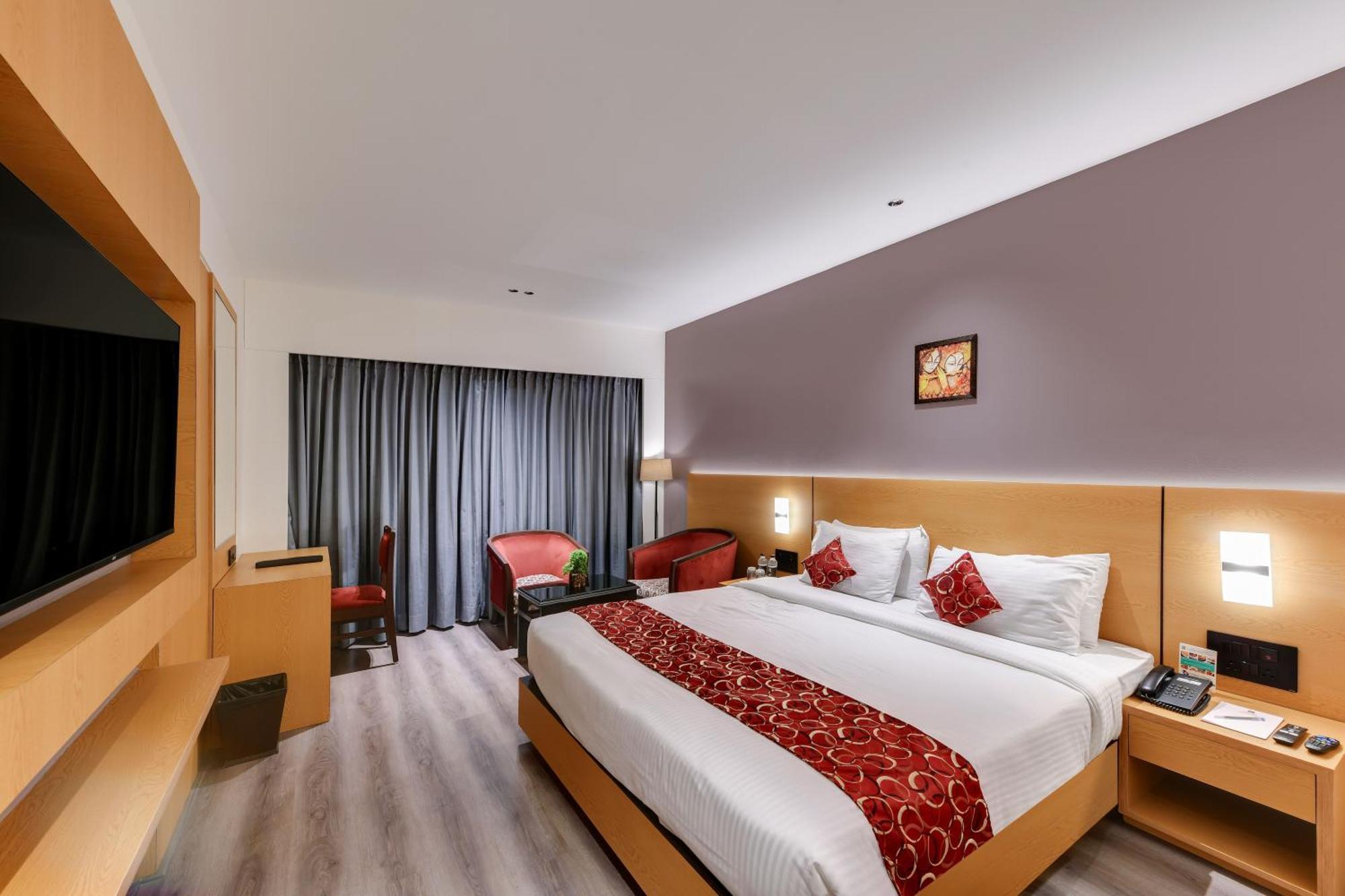 Quality Inn Regency, Nashik Eksteriør billede