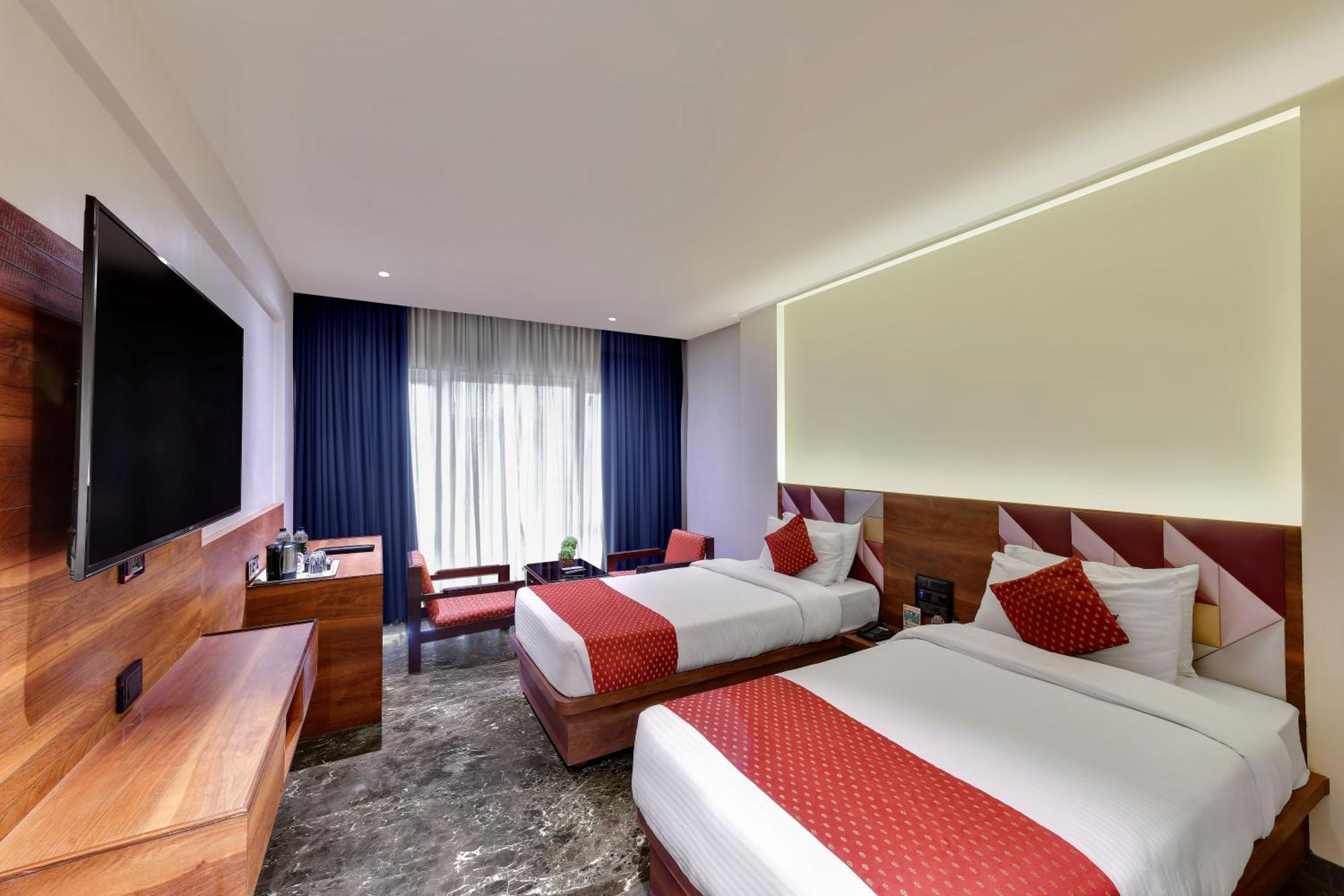 Quality Inn Regency, Nashik Eksteriør billede