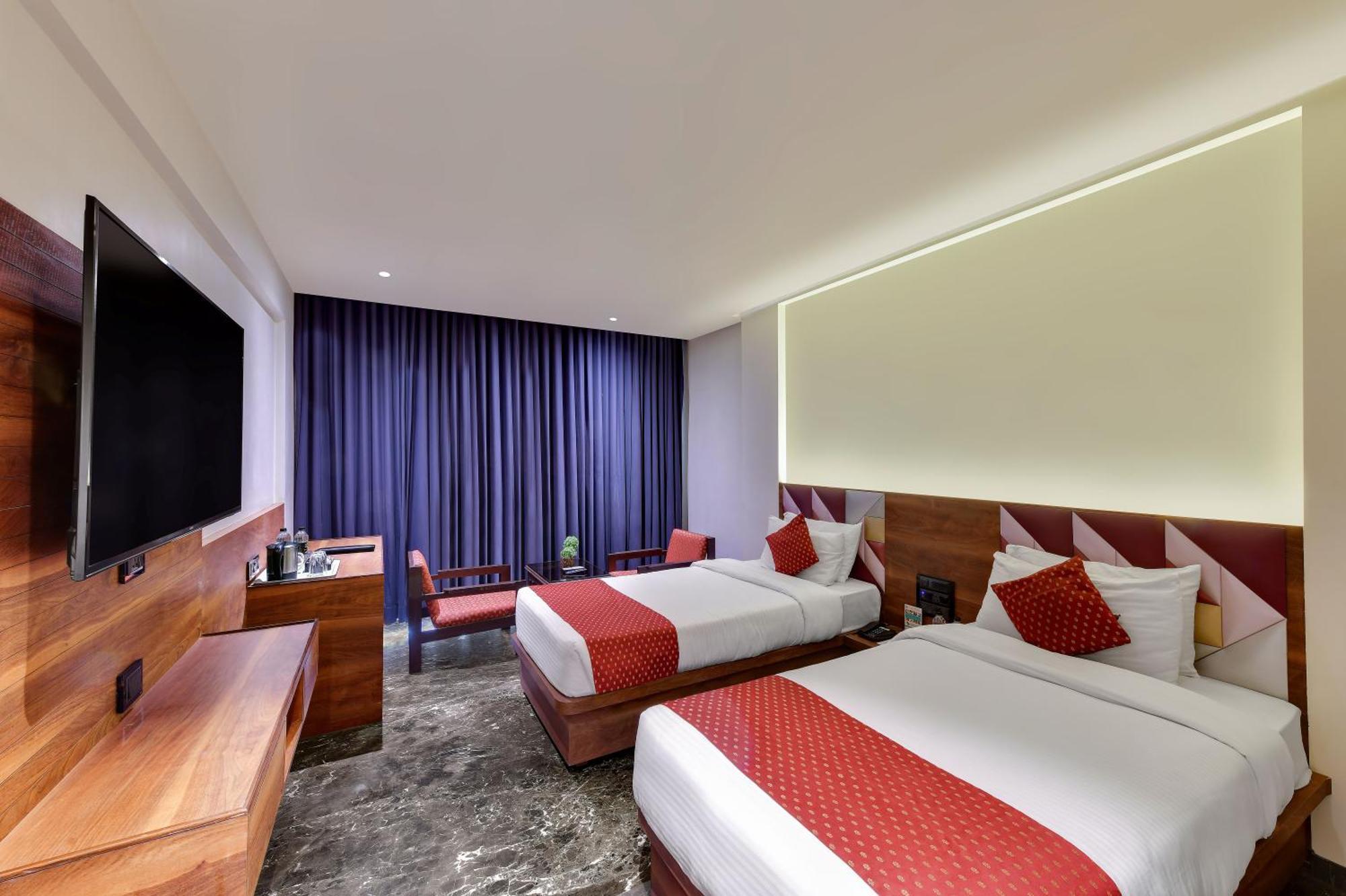 Quality Inn Regency, Nashik Eksteriør billede