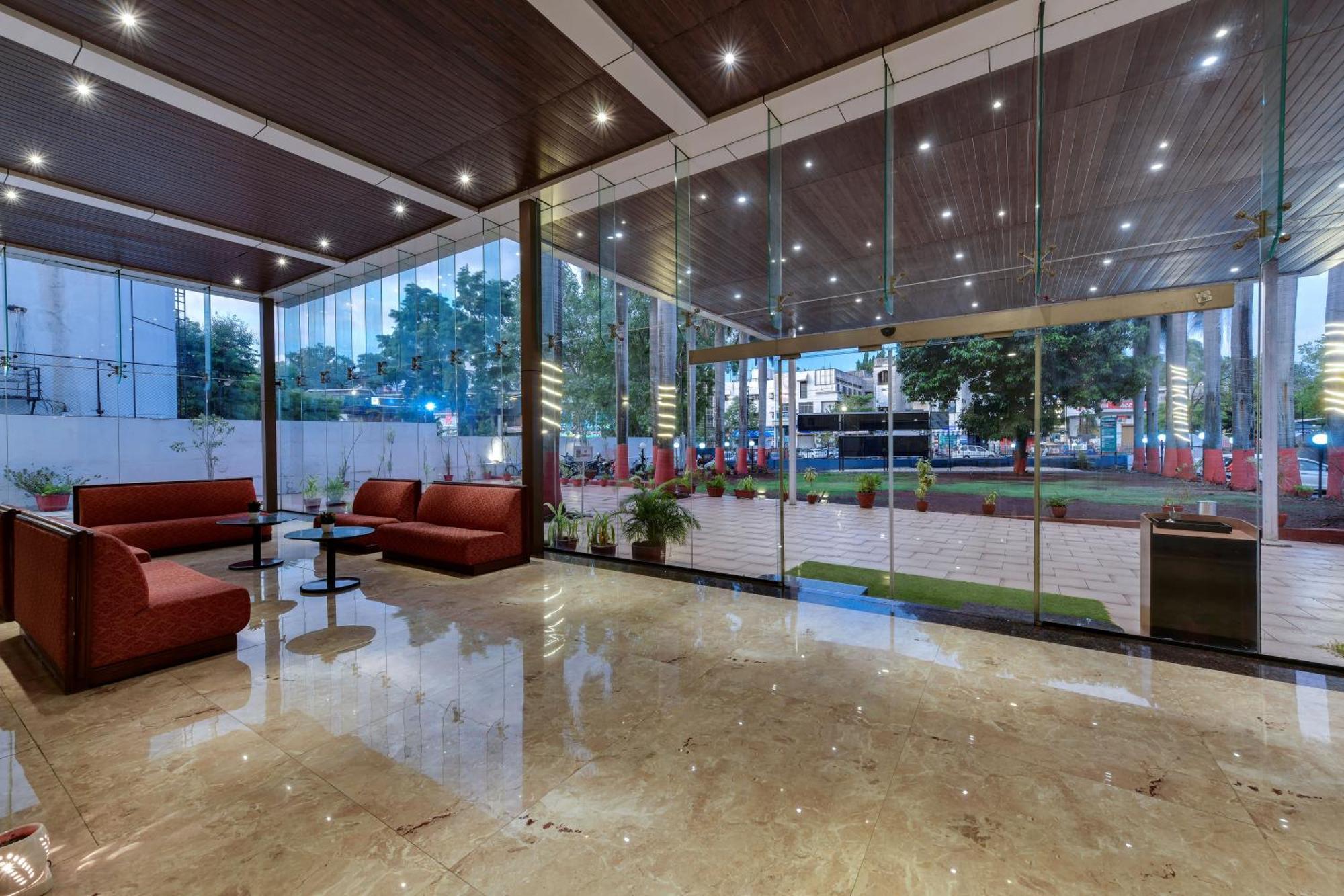 Quality Inn Regency, Nashik Eksteriør billede