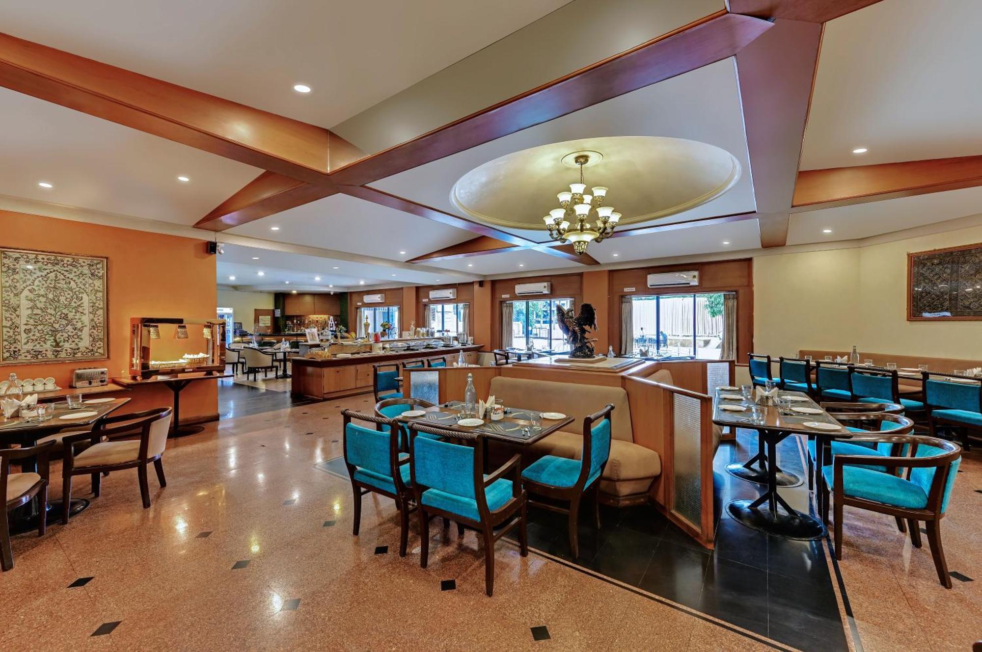Quality Inn Regency, Nashik Eksteriør billede
